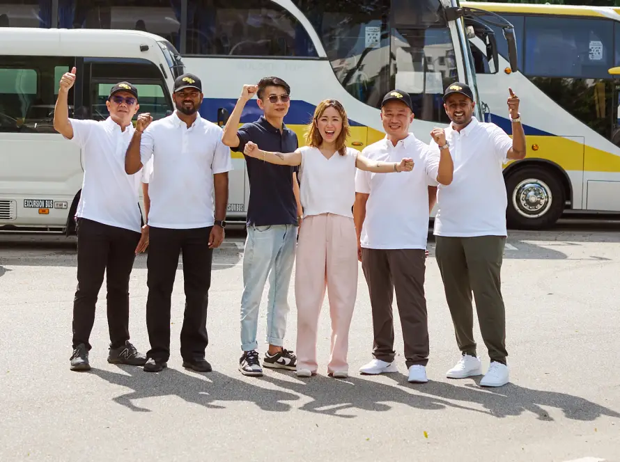 Golden Top Travel Team